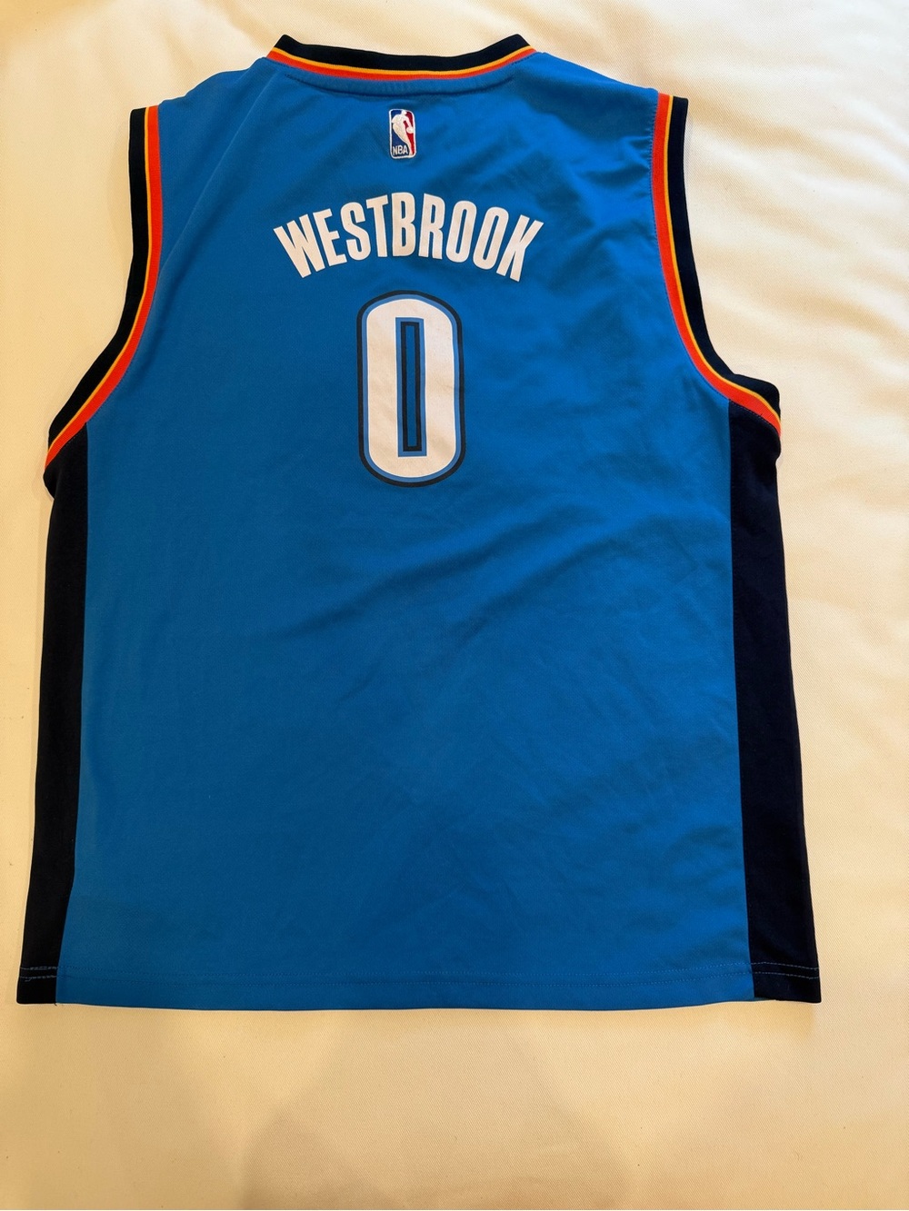 Russell Westbrook #0 Oklahoma City Thunder Jersey, Youth XL
